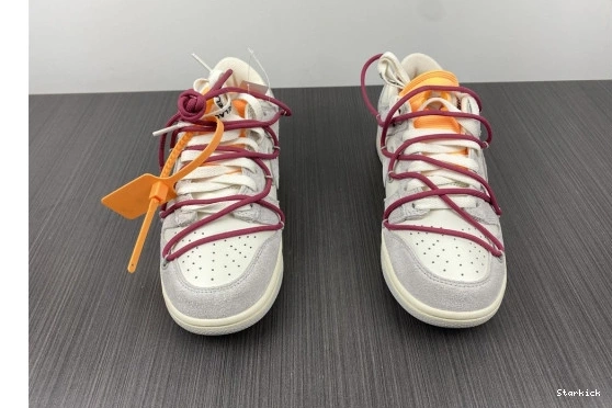 DJ0950-114 Lot Low 35 Dunk Nike O-W 0210